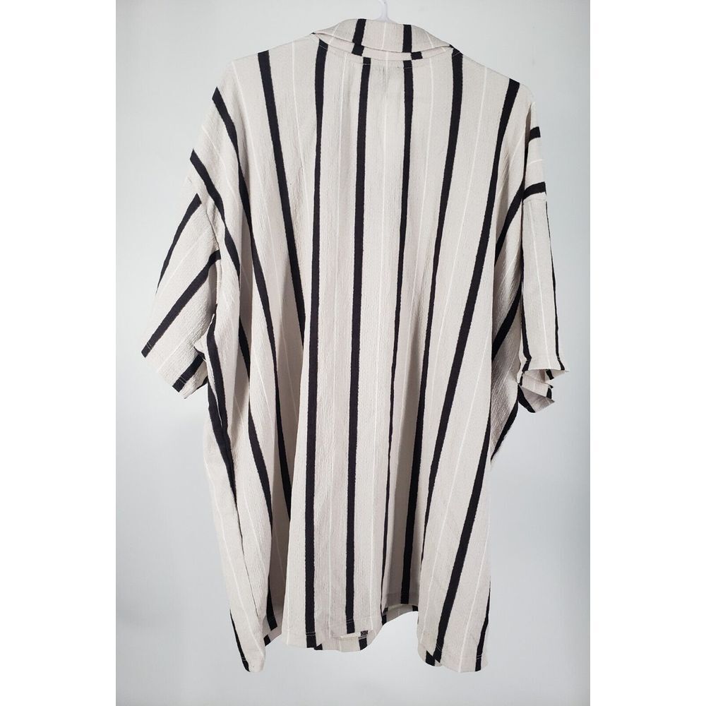 Boohoo Man Black White Striped Loose Fit Strip Crinkle Shirt Size L - Picture 6 of 9
